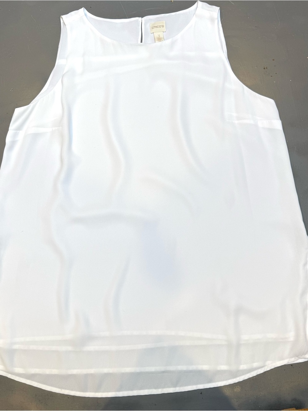 Chico's White Scoop Neck Sleeveless Top